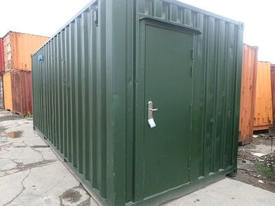Shipping Container Conversions 20ft ply lined with non slip floor plate