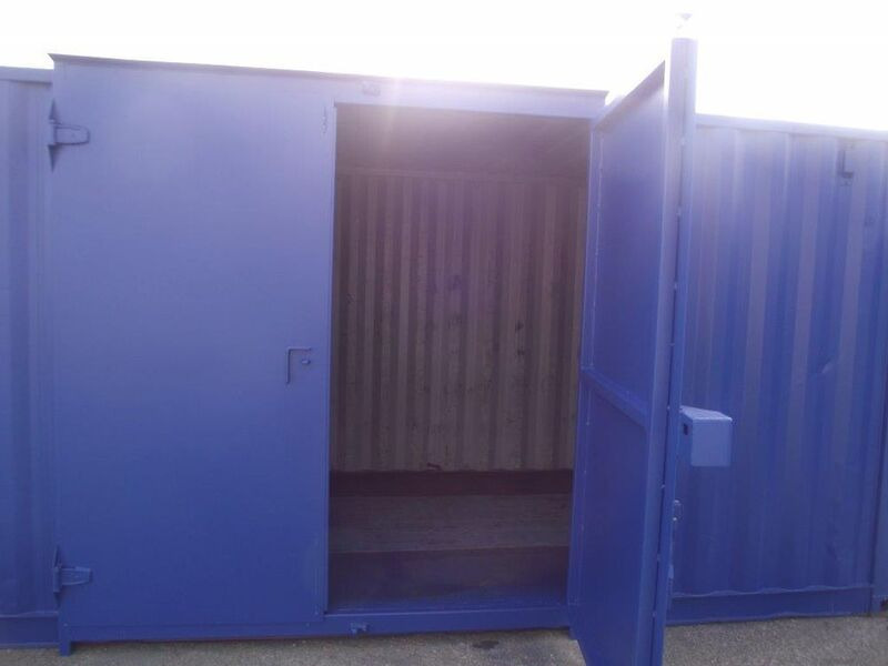 SHIPPING CONTAINERS 15ft Side Doors 20539 click to zoom image
