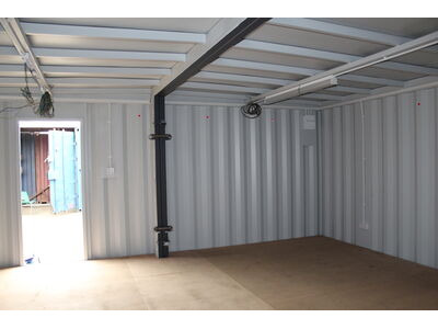 Shipping Container Conversions CarTainer[REG] 2020 click to zoom image