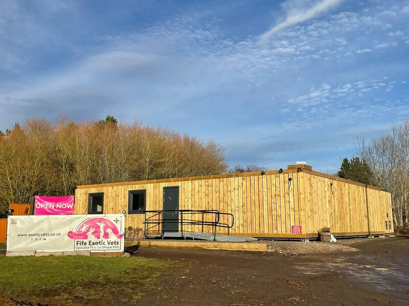 Shipping Container Conversions Veterinary centre - 3 x 40fts + 2 x 20fts click to zoom image