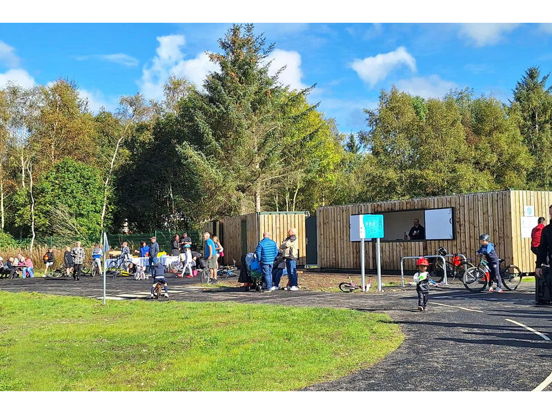 Shipping Container Conversions 30ft kiosk cafe, 40ft bike workshop, 40ft bike store click to zoom image