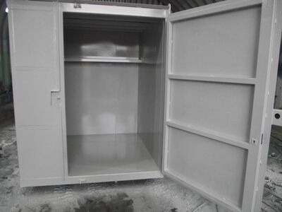 SHIPPING CONTAINERS 6ft x 6ft x 7ft tool vault 29513