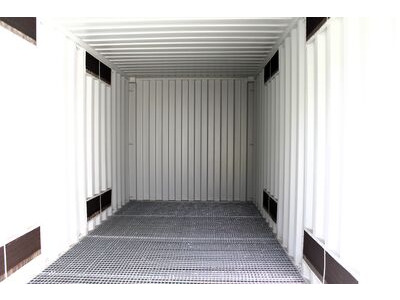 SHIPPING CONTAINERS 40ft once used Falcon chemical store F40