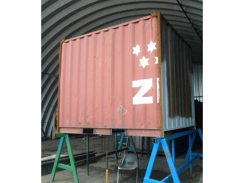SHIPPING CONTAINERS 10ft S2 doors with fork pockets HL21 click to zoom image