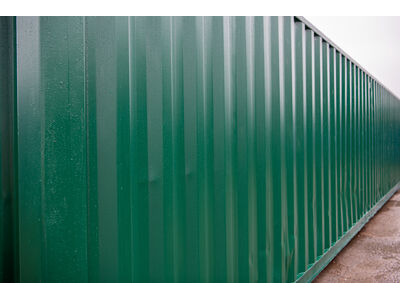 SHIPPING CONTAINERS 40ft once used Kite K40 click to zoom image