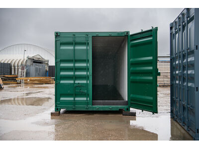 SHIPPING CONTAINERS 40ft once used Kite K40 click to zoom image