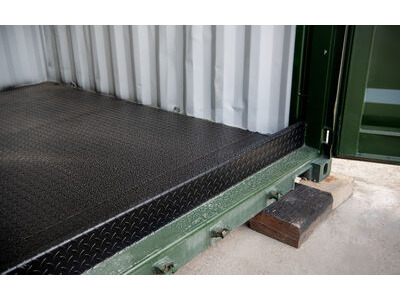 SHIPPING CONTAINERS 10ft used Kite K10 click to zoom image
