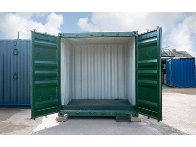 SHIPPING CONTAINERS 10ft used Kite K10