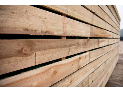 SHIPPING CONTAINERS Used 20ft Container with Cladding - OFF132916 click to zoom image