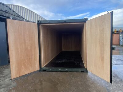 SHIPPING CONTAINERS New 20ft Ply Lined & Insulated - OFF137898