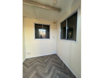 SHIPPING CONTAINERS Used 7ft x 7ft Office Cabin - OFF137288 click to zoom image