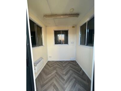 SHIPPING CONTAINERS Used 7ft x 7ft Office Cabin - OFF137288 click to zoom image