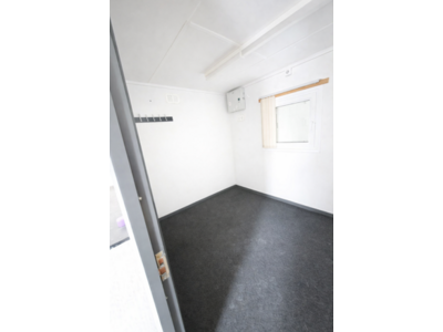 SHIPPING CONTAINERS 32ft x 10ft Office Cabin with Kitchenette & W/C - OFFM137053 click to zoom image