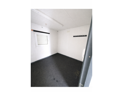 SHIPPING CONTAINERS 32ft x 10ft Office Cabin with Kitchenette & W/C - OFFM137053 click to zoom image