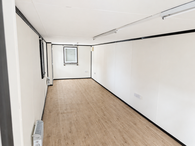 SHIPPING CONTAINERS Used 32ft x 10ft Office Cabin - OFFM137637 click to zoom image