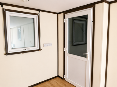 SHIPPING CONTAINERS Used 32ft x 10ft Office Cabin - OFFM137637 click to zoom image