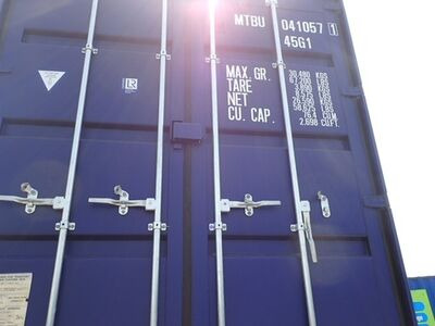 SHIPPING CONTAINERS 40ft High Cube MTBU0410571