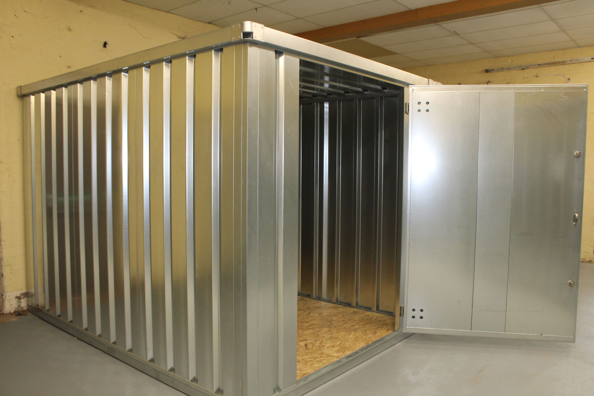 Flat Pack Containers Birmingham Self Assembly Container 2M £920.00