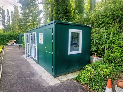 Flat Pack Shipping Containers 5.6m x 2.3m linked Expandakabin click to zoom image