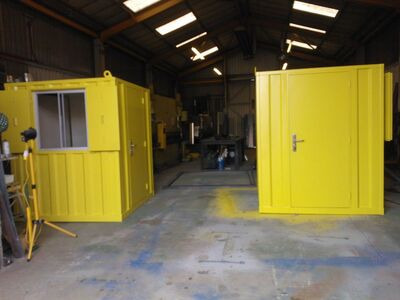 SHIPPING CONTAINERS 6ft x 6ft anti vandal Gatehouse click to zoom image