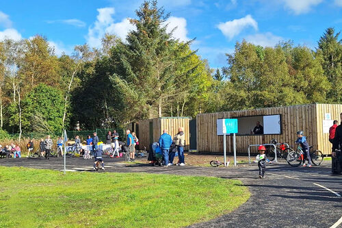 30ft kiosk cafe, 40ft bike workshop, 40ft bike store - CS103116