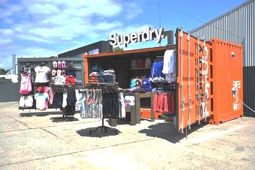 Resultado de imagen de shipping containers stores